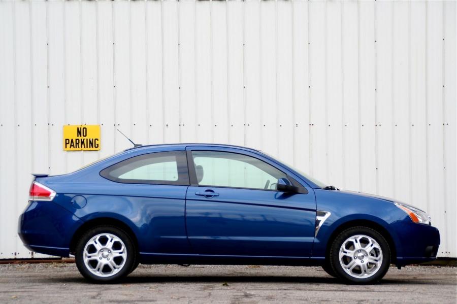  Ford Focus SES Coupe 2008 года  (фото 6 из 44)